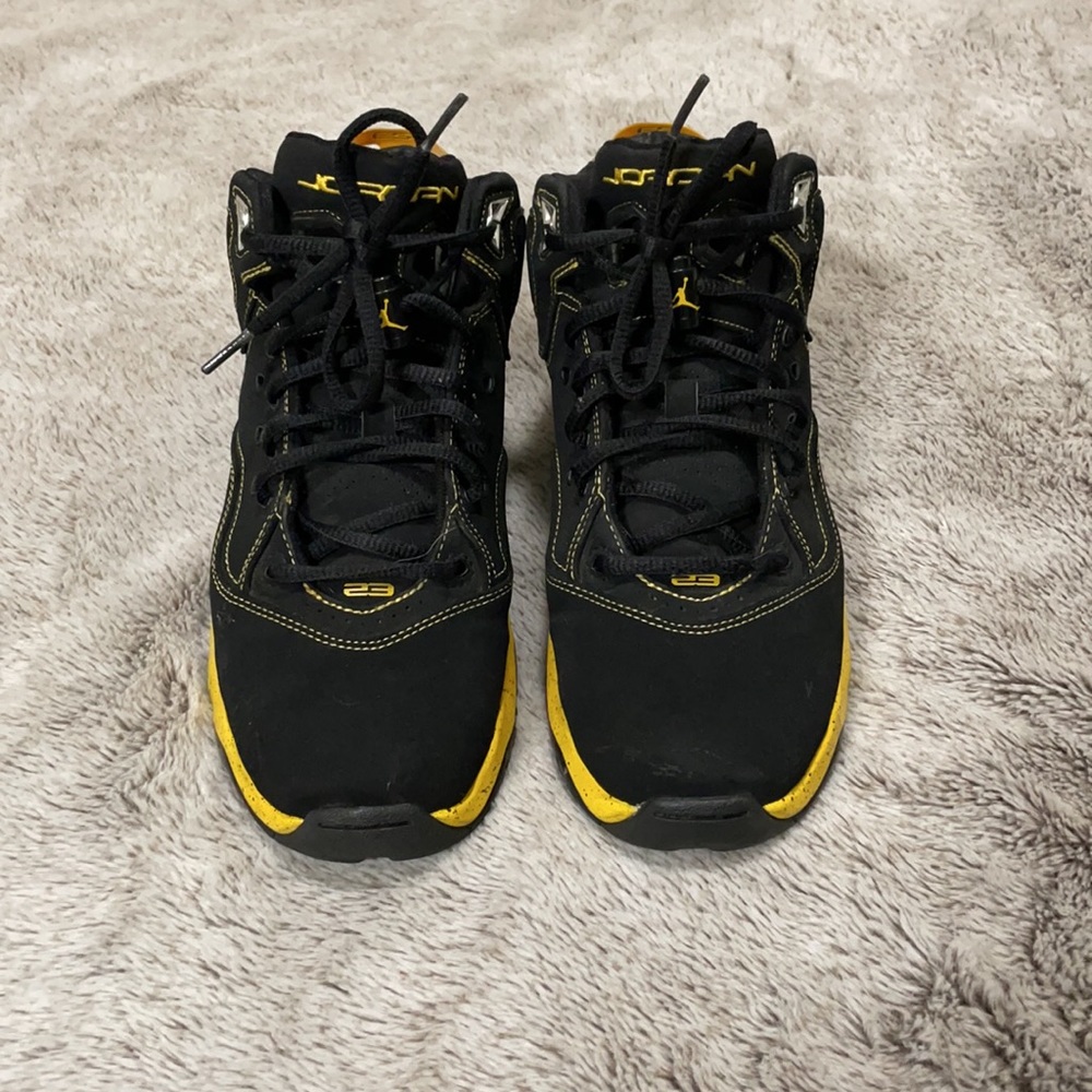 JORDAN B-Loyal sneakers